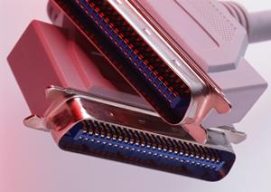 少量から大容量の容器までを独自の技術で製造する